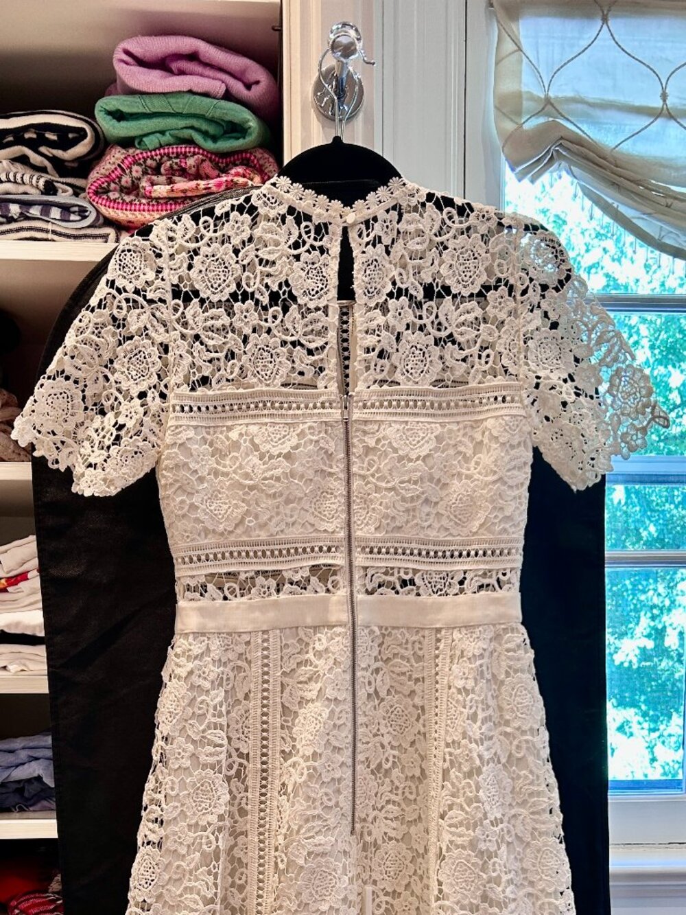 (NWT) Self Portrait Ivory Floral Guipure Midi Dress | US 6 - Picture 4 of 11